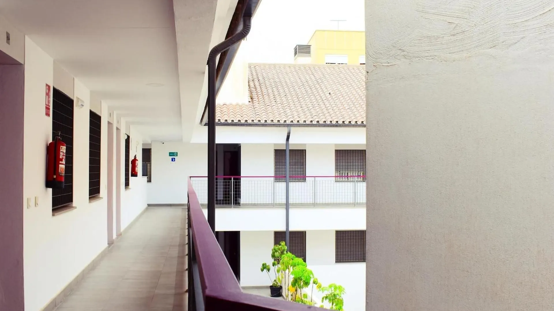 Cozy Apatment Just 10 Mins From The City Centre Málaga Apartamento